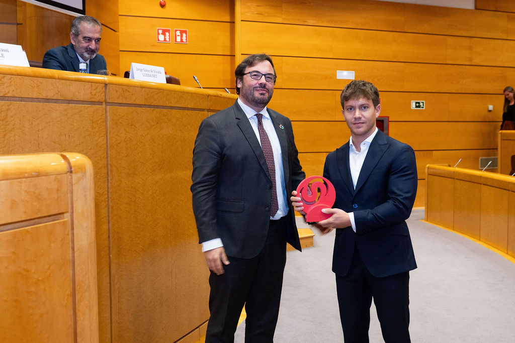 Caudal, recogiendo el premio